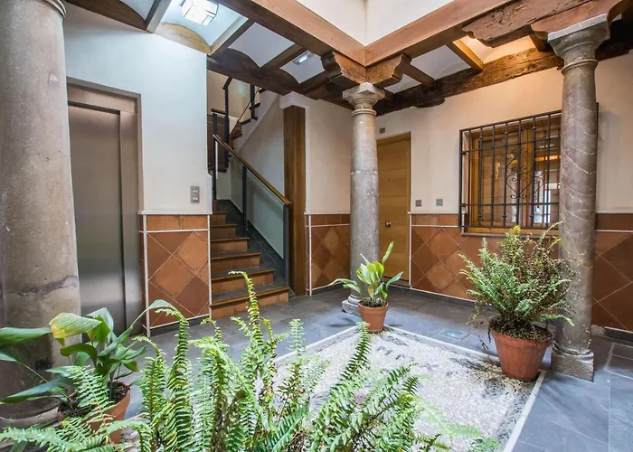 Apartamento céntrico a 10 minutos de la Alhambra con parking gratis